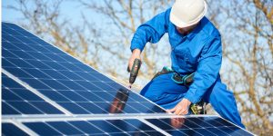 Installation Maintenance Panneaux Solaires Photovoltaïques à Sainte-Sabine-Born